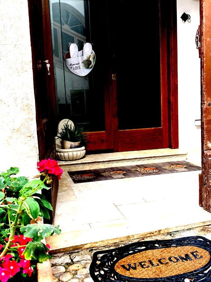 Appartamento L'Antico Pozzo Sulmona Esterno foto